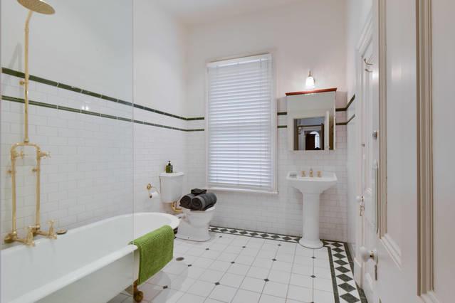 Waratah Stay - A Boutique Experience Melbourne Room photo